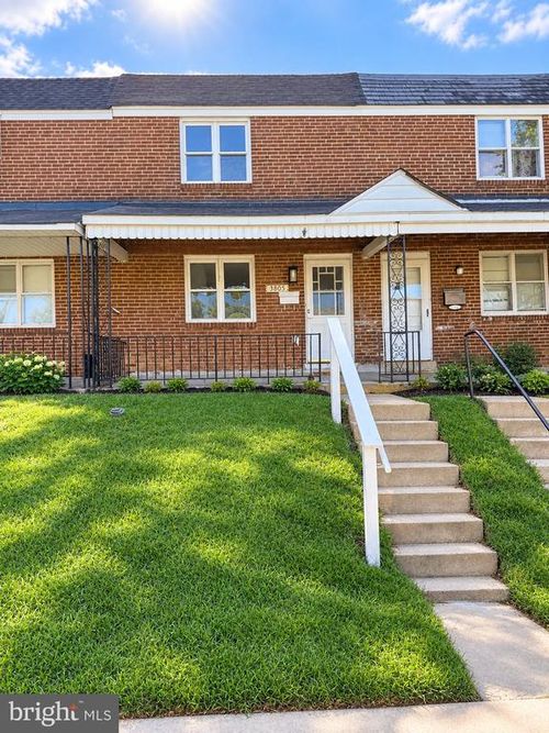 3805 8th St, BALTIMORE, MD, 21225-2113 | Card Image