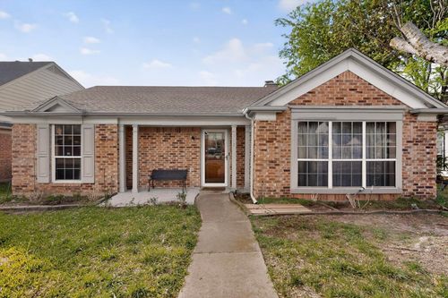 317 Chapman St, Cedar Hill, TX, 75104-4941 | Card Image