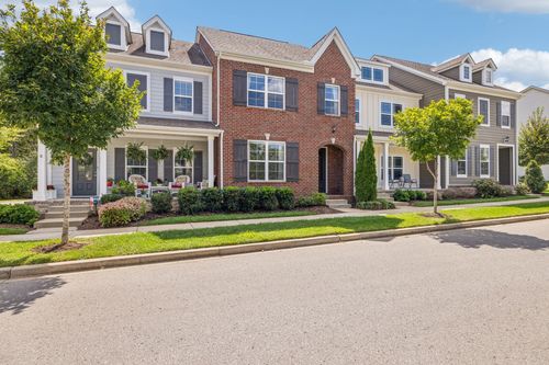 1639 Shadow Green Dr, Franklin, TN, 37064-4038 | Card Image