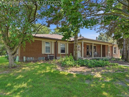 25-49139 Conway Ct, Shelby Township, MI, 48315-3916 | Card Image