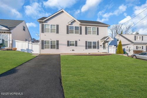 29 Ash Terrace, Parlin, NJ, 08859 | Card Image