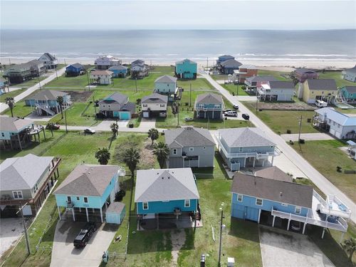 2003 Vista Dr, Crystal Beach, TX, 77650 | Card Image