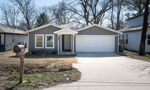 2222 Echo Lake Dr, Dallas, TX, 75253-3717 | Card Image