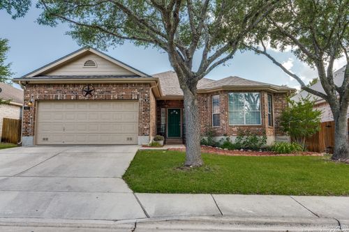 821 Walzem Mission Rd, New Braunfels, TX, 78132-2878 | Card Image
