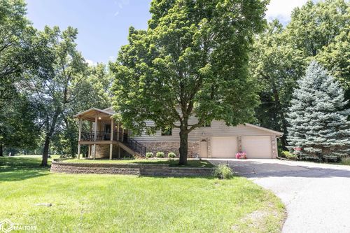 24411 Maple Dr, Lake Mills, IA, 50450-7604 | Card Image