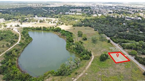 1249 Sleepy Hollow Ln, New Braunfels, TX, 78130 | Card Image