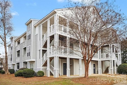 apt-613-37 Hamiltons Harbor Dr, Clover, SC, 29710-8909 | Card Image