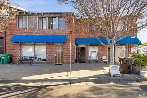 213-205 Pacific Ave, Rodeo, CA, 94572-1117 | Card Image