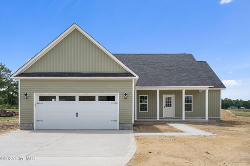 223 Wagon Ford Rd, Beulaville, NC, 28518-8657 | Card Image