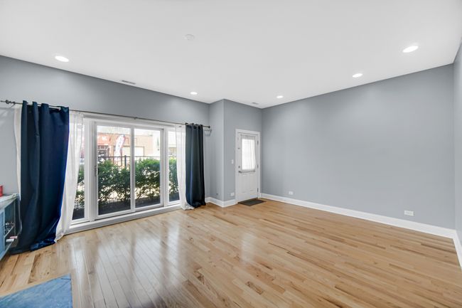 APT-1 - 3436 Harlem Ave, Condo with 3 bedrooms, 2 bathrooms and 1 parking in Chicago IL | Image 5