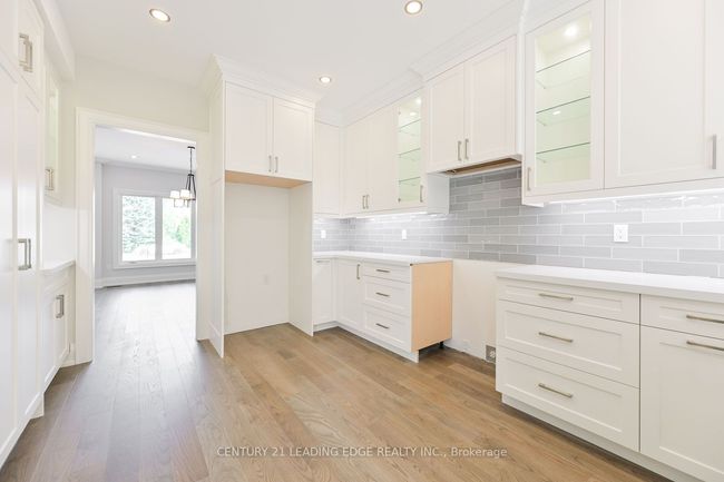 826 Montsell Ave, House other with 4 bedrooms, 3 bathrooms and 4 parking in Willow Beach ON | Image 10