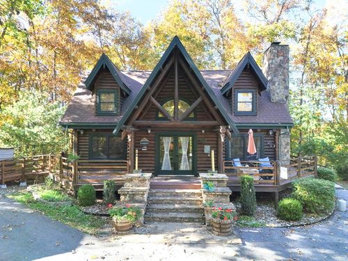 246 Shadow Hill Ln, Bristol, VA, 24201-2284 | Card Image