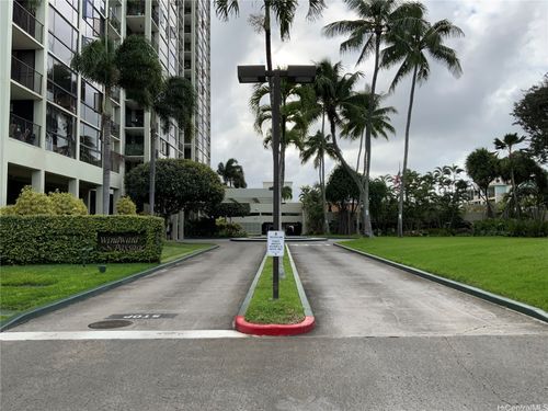 apt-811-322 Aoloa St, Kailua, HI, 96734-3011 | Card Image