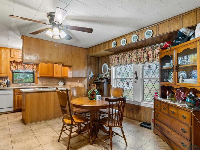 1213 E 1 St, House other with 3 bedrooms, 2 bathrooms and null parking in Hughes Springs TX | Image 10