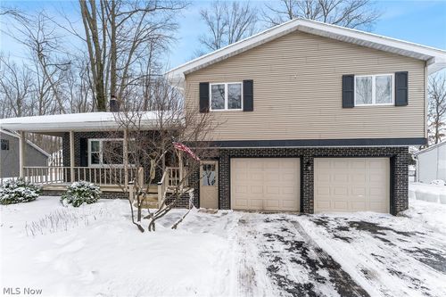 144 Winter Ln, Cortland, OH, 44410-1130 | Card Image