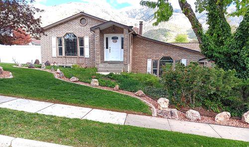 2564 N 2600 E, Layton, UT, 84040-8128 | Card Image