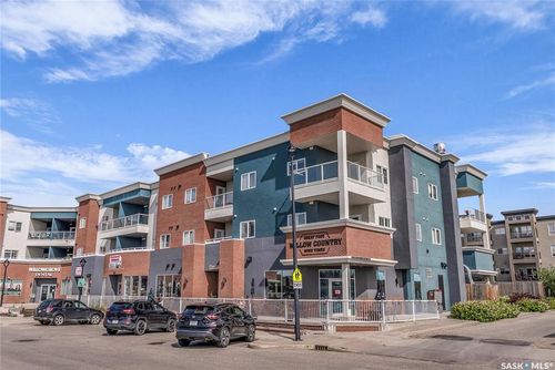 208-412 Willowgrove Sq, Saskatoon, SK, S7W0T2 | Card Image