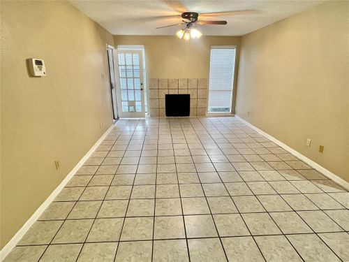 apt-361-10211 Sugar Branch Dr, Houston, TX, 77036-8310 | Card Image