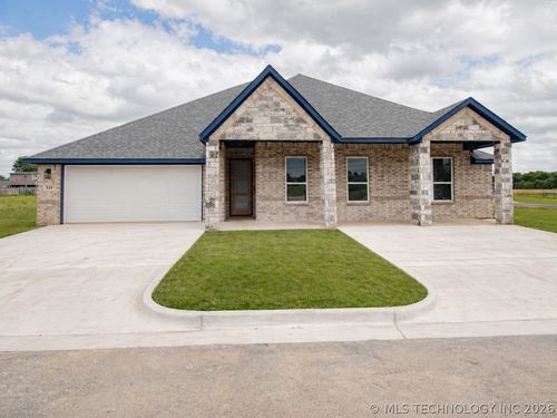 183 Rancho Sol St, Durant, OK, 74701-5147 | Card Image