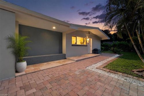 1821 Winkler Ave, Fort Myers, FL, 33901-8629 | Card Image