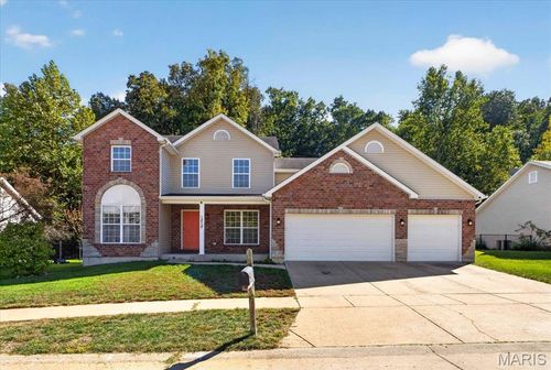 1212 Konert Valley Dr, Fenton, MO, 63026-7173 | Card Image