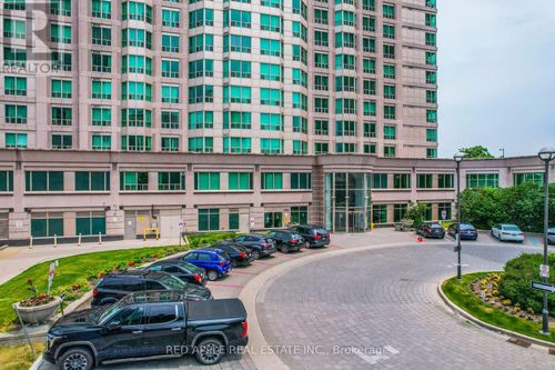 707-11 Lee Centre Dr, Scarborough, ON, M1H3J5 | Card Image
