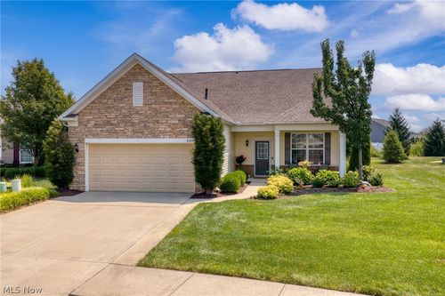 9289 Unionville Dr, North Ridgeville, OH, 44039-9799 | Card Image