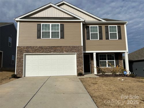 1071 Foxberry Ln, Maiden, NC, 28650-1181 | Card Image