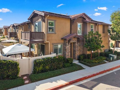 3251 Crecida Way, Carlsbad, CA, 92010-5663 | Card Image