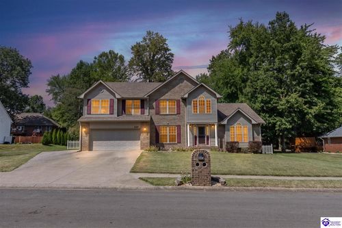 805 Greenview Circle, Elizabethtown, KY, 42701 | Card Image