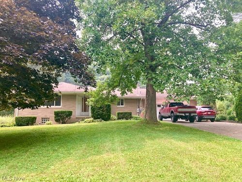 4474 Ridge Rd, Wadsworth, OH, 44281-9709 | Card Image