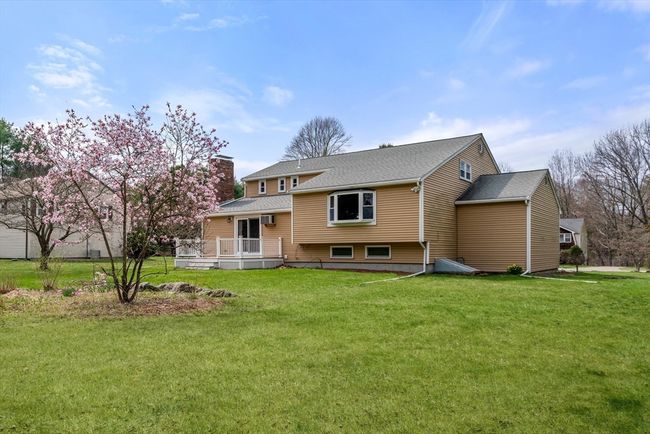 22 Langdon Rd, House other with 4 bedrooms, 3 bathrooms and 4 parking in Wayland MA | Image 23