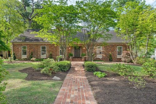 5501 S Angela Rd, Memphis, TN, 38120-2207 | Card Image