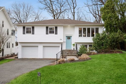17 Glenside Rd, South Orange, NJ, 07079-1601 | Card Image