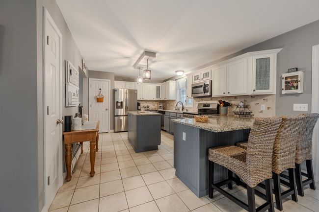 22 Countryside Ln, House other with 3 bedrooms, 3 bathrooms and null parking in Pelham NH | Image 13