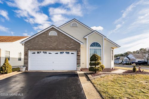 28 Cohansey Dr, Toms River, NJ, 08757-6002 | Card Image