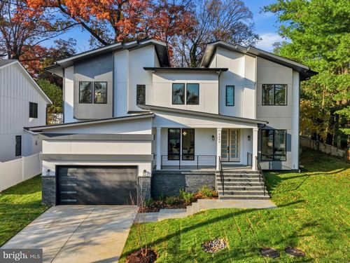 7306 Sportsman Dr, Falls Church, VA, 22043-1046 | Card Image