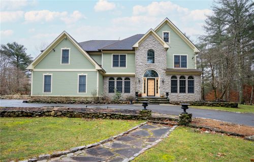 1560 Copicut Rd, North Dartmouth, MA, 02747-1147 | Card Image