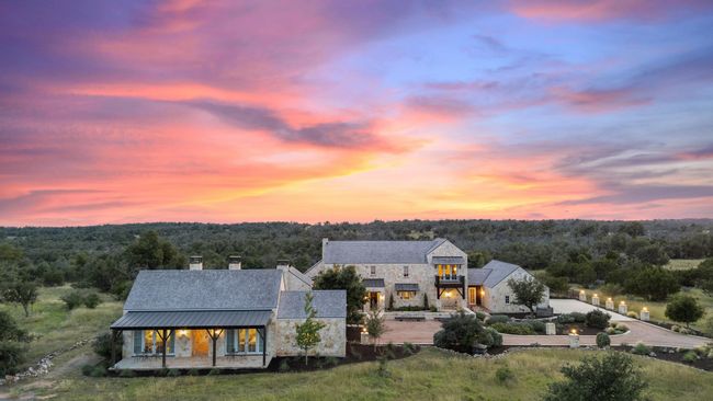 2194 Boot Ranch Cir, House other with 6 bedrooms, 7 bathrooms and null parking in Fredericksburg TX | Image 29