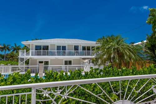 230 W Seaview Drive, Duck Key, FL, 33050 | Card Image