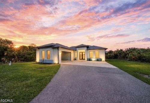 808 37th Ave Nw, NAPLES, FL, 34120-4106 | Card Image