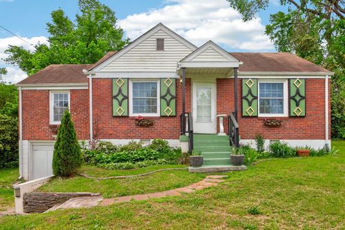 120 Montague Way, Madison, TN, 37115-5283 | Card Image