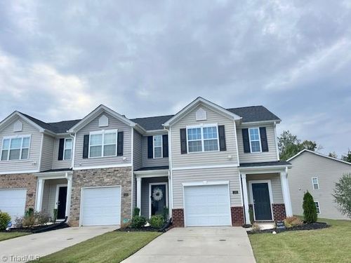 1261 Adrian Ct, Mebane, NC, 27302-0686 | Card Image