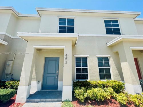 452 Ne 4th St, Florida City, FL, 33034-3272 | Card Image