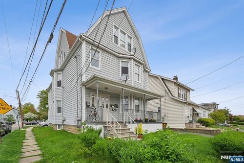 55 Montgomery St, Bloomfield, NJ, 07003-6080 | Card Image