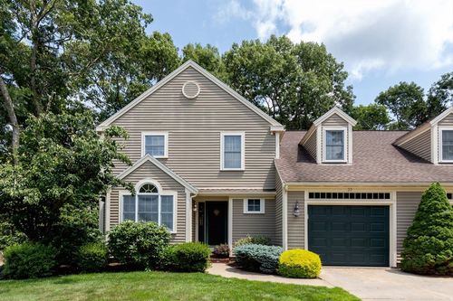 20-20 Bishops Park, Mashpee, MA, 02649-6401 | Card Image
