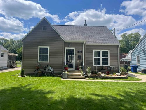 1712 W 7th Street, Waterloo, IA, 50702 | Card Image