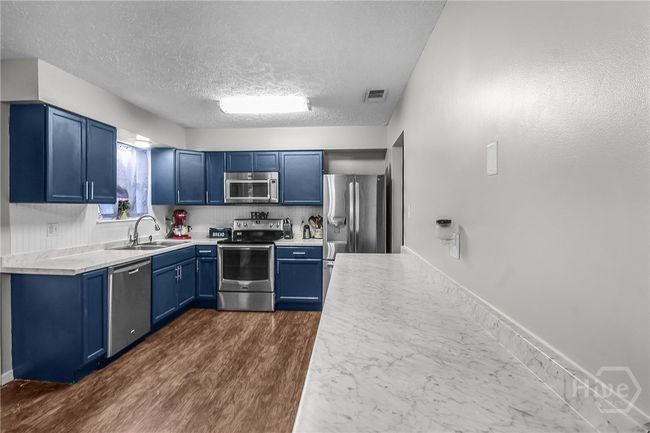 Kitchen | Image 9