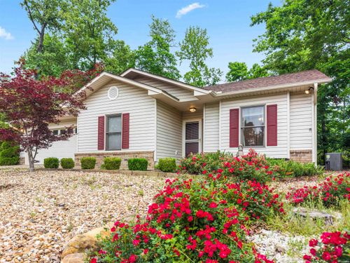 27 Burgos Way, Hot Springs Village, AR, 71909-4917 | Card Image