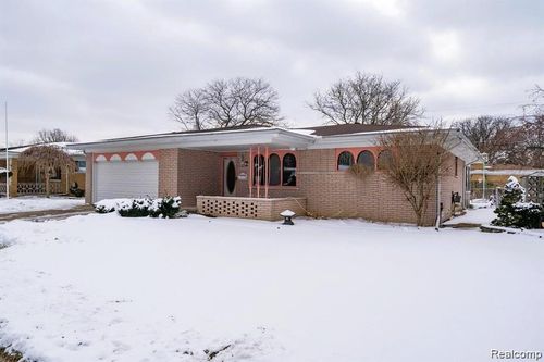 14066 Castle Ave, Warren, MI, 48088-3233 | Card Image